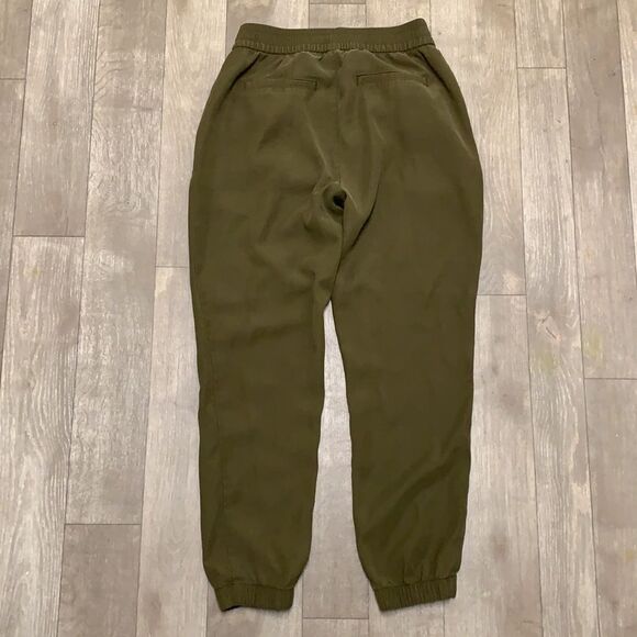 Womens Old Navy Joggers - Picture 2 of 8